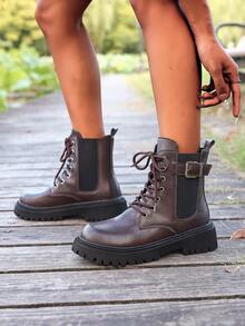 Botas Ankle de Estilo Britânico para Mulheres, Botas de Sola Grossa Retrô, Novos Lançamentos de Outono/Inverno