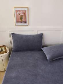2pcs/Set Dark Gray Super Soft Velvet Warm Fuzzy Plain Pillowcases Crystal Fleece Pillow Cover Cozy Comfy Lightweight Bedding Envelope Closure Solid Color Bed Pillow Cover, For Bedroom Dormitory Bedding Back School Bedding Twin Queen King Size
