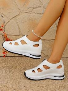 Chaussures confortables, sandales compensées de grande taille style européen et américain pour femmes, chaussures à plateforme sexy et polyvalentes à bout fermé, aérées et antidérapantes, chaussures compensées perforées à semelle épaisse