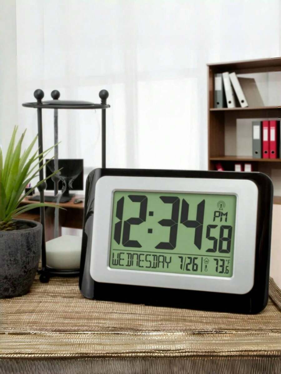 [Digital Atomic Alarm Clock]Self-Setting Time & Date, Indoor Thermometer, Battery Operated With Snooze, For Home & Office
