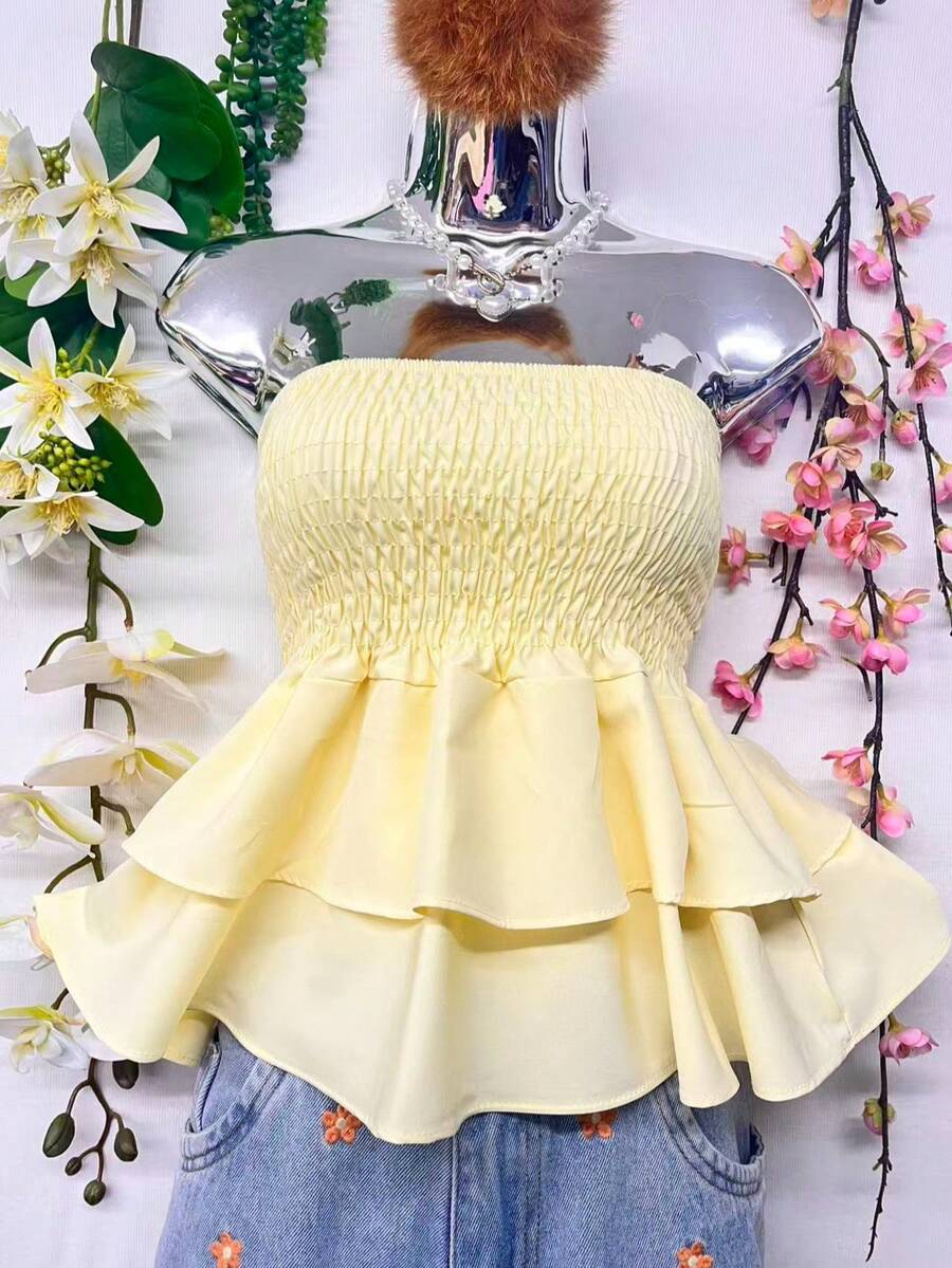 T110Cropped Elastic Blouse With Ruffle - Light Yellow - View 1