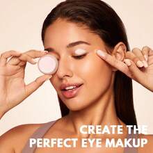 IMKN Base para Ojos de Textura Helada en Tono Rosa Desnudo - Aderencia Superior, Anti-ojeras y Anti-transpirante, Textura Cremosa Helada con Toque Suave, Prepara la Piel Ocular para Maquillaje, Aumenta la Duración del Sombra, Reduce la Pigmentación, Ideal para Rutinas Diarias y Ocasiones Especiales - Rosa nude - Ver 6