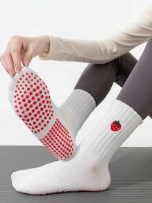 1/2/3 Pairs Women's Pilates Non-Slip Yoga Socks, Grip Socks With Traction, Neutral Hospital Socks, Ankle Support, Shock-Absorbing Sports Socks, Soft And Comfortable All-Season Grip Socks, Cute Embroidered Strawberry, Avocado, Cherry Patterns, White Socks - Multicolor - View 4