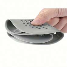 4 pièces Protecteur de drain réutilisable en silicone avec ventouse, capteur de cheveux pour évier de cuisine et drain de douche, blanc/gris, couvre-drain de douche, capteur de cheveux de drain de douche jetable, drain de salle de bain, capteur de cheveux pour baignoire, couvre-drain de douche plat, design à ventouse, protecteur de drain sans couture, poignée antidérapante, silicone durable, passoire d'évier, entretien ménager, nettoyage domestique