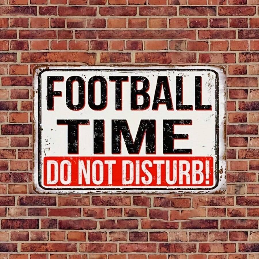 Retro Blechschild für Fußballfans: Perfekt für Kinderzimmer, Badezimmer, Kaffee-Dekoration, 12x8 Zoll, Wandkunst, Schulthema, Mehrzweck, Weihnachten, Halloween, Ostern, Erntedankfest, Keine Stromversorgung erforderlich