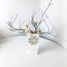 Gothic Style Vase, Holiday Decorative Vase, Spider Web Pattern Vase. Dried Flowers, Fresh Flowers, Decorative Flower Vase. Modern Home Decor Flower Vase, Suitable For Halloween Home Decor, Wedding Party, Living Room, Office, Bedroom And Dining Table Decoration Room Decor Glass Vase