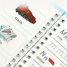 4本练习本 + 5支笔芯 + 1个笔架：凹槽练习魔法膏、书法练习膏、写作练习本、启蒙练习本、初学者重复写作练习本、消失墨练习本