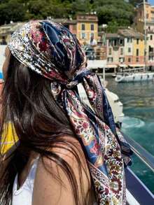 1PC Women's Red & White Paisley Printed Bandana, 90CM Large Satin Square Scarf, Silk-Feel Hair Wrap, Stylish Headscarf For Women, Elegant Hair Accessory For Casual & Formal Wear - 海軍藍 - 查看 2