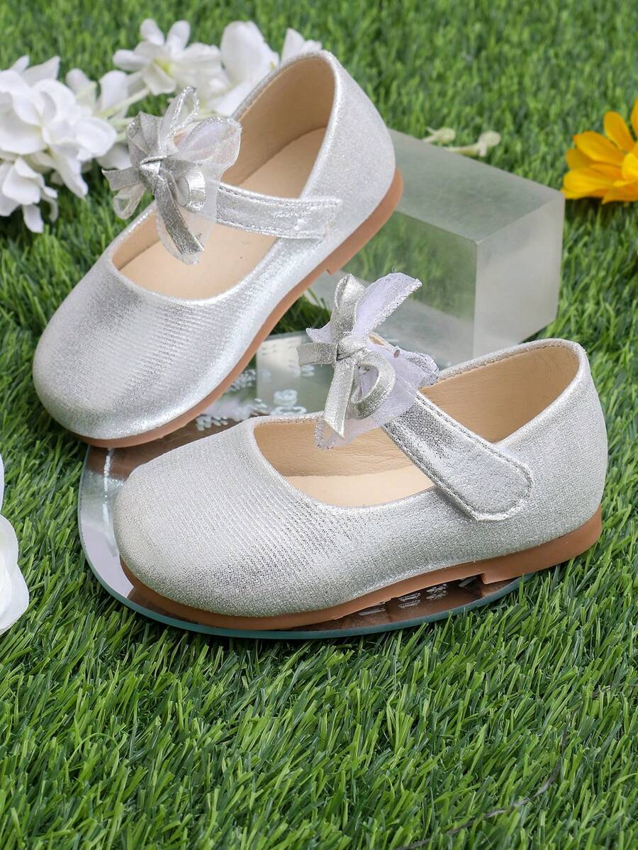 1 par de zapatos de princesa para niñas, con parte superior de cuero brillante, punta redonda, decoración de lazo, lindos y dulces, adecuados para vestidos de princesa, fiestas de cumpleaños, actuaciones, bodas, uso en interiores y exteriores