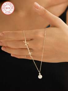 1pc 925 Sterling Silver Personalised Pendant Necklace, Tassel Pearl Necklace, Customised English Name Necklace. The Perfect Gift For Her, Ideal For Girlfriends, Boyfriends, Parents And Loved Ones. An Excellent Choice For Anniversaries, Birthday Celebrations, Graduation Ceremonies And Prom Parties. Minimalist And Unisex Style, Exuding Effortless Charm.