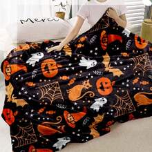 1pc Halloween Skull & Pumpkin Pattern Blanket, Warm & Comfortable Car Blanket, High-Definition Digital Printed Throw Blanket, Suitable For All Seasons, Great Gift For Loved Ones, Multi-Functional Small Blanket For Office Nap, Bedroom, Sofa, Dorm, Premium Fabric Thick Warm Throw Blanket