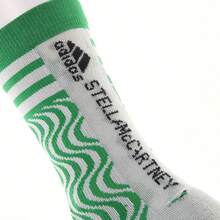 Adidas 1 双女士舒适休闲中筒运动袜，款式 HI3274