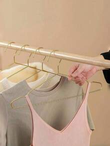 120Pcs The Golden Clothes Hanger Is An Anti-Slip And Space-Saving Clothes Storage Rack, Suitable For Pants, Jeans, And Scarves. It Is A Multifunctional Clothes Hanger And A Wardrobe Organizing Storage Rack, Which Can Be Used For Festival Decorations, Room Decorations, Home Decorations