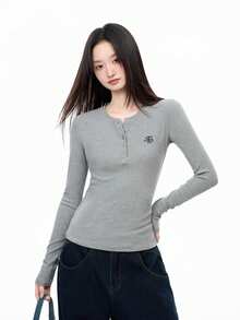 American Sexy V-Neck Long Sleeve Knit T-Shirt For Women, Slim Fit, Flattering Shoulder, Ribbed Knit Pullover Top, Spring/Autumn - Grey - View 3
