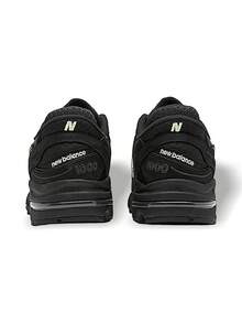 New Balance 新百伦 M1000 系列男款运动鞋吸汗透气防晒百搭纯色标志易洗运动户外跑步日常上学成人黑色 M1000BBV - 黑色 - 查看 6