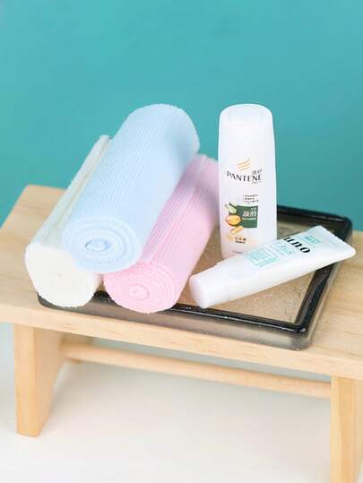 Set de 6 bucăți de curățare facială și prosoape în miniatură pentru casă de păpuși, model mini de decorare pentru baie, set combinat de curățare facială și prosoape în miniatură, recuzită pentru scenă în miniatură BJD, simulare super drăguță de curățare facială și set de prosoape în miniatură, decorare în miniatură