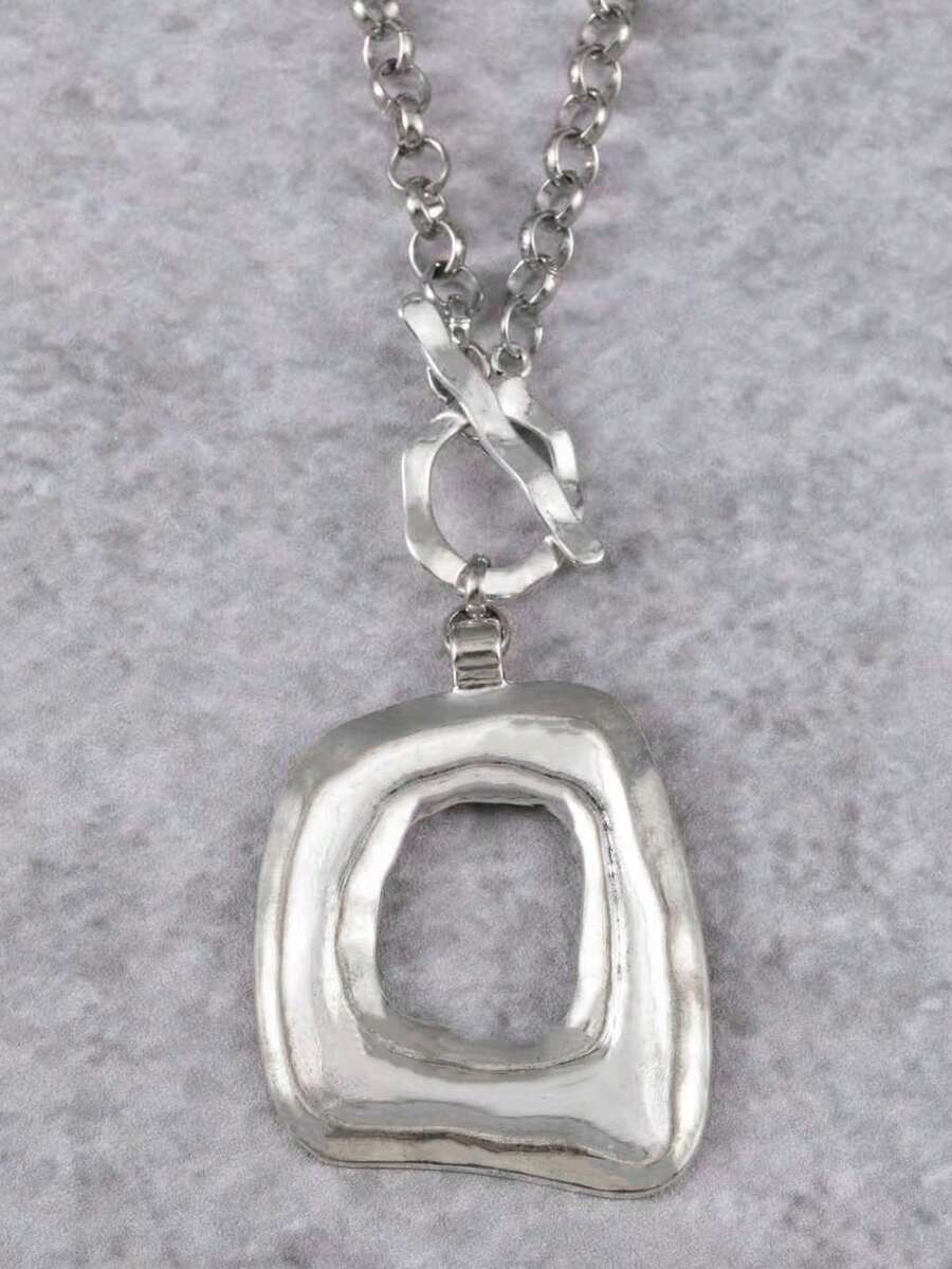 1PC Retro Simple Elegant Luxury Bohemian Matte Gold Asymmetric Geometric Hollow Square Pendant Necklace With Metal Chain, Perfect For Women's Daily Wear And Beach Styling Halloween Christmas Mother's Day Gift