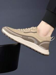 Tenis casuales para hombre de color sólido, con suela gruesa y estilo fashion,Punta Redonda De Malla Transpirable De Encaje Hasta Zapatillas De Deporte Para Hombres Con Diseño De Monograma De La Calle De Moda Senderismo Zapatos Casuales Para Hombres,Zapatillas De Tenis Vintage,Suela gruesa y cómoda,antideslizante y resistente al desgaste,diseño versátil,adecuado para desplazamientos,trabajo,deportes,actividades al aire libre y otras escenas - Caqui - Ver 3
