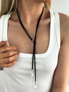 قلادة عنق من الجلد متعدد الطبقات مع قلادة اللؤلؤ، قلادة طويلة، قلادة متداخلة حلوة وجذابة، مناسبة للارتداء اليومي