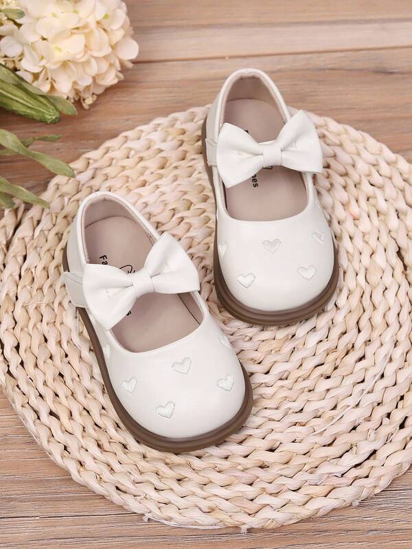 1 par de zapatos planos de estilo princesa con bordado de corazón y lazo de punta redonda, lindos y sencillos, adecuados para primavera/otoño para niñas