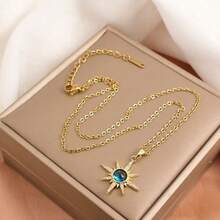 Luksusowy i elegancki naszyjnik z wisiorkiem w kształcie gwiazdy ze stali nierdzewnej dla kobiet