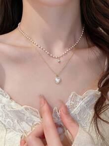 Women Pendant Necklaces - Gold - View 3