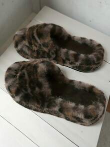 女士豹纹毛绒拖鞋，柔软鞋底，温暖，圆头，露趾，户外时尚毛皮拖鞋，柔软亲肤仿皮毛豹纹拖鞋 - 灰色 - 查看 7