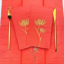Guardanapos descartáveis com estampagem a quente vermelha de 15,74 x 13 polegadas, 100/60/20 unidades, padrão floral, usados para celebrações tradicionais de feriados, festas de aniversário, banquetes de casamento, festas de noivado, ocasiões sociais de negócios, uso diário em hotéis e indústrias de catering, etc.