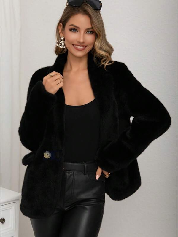Płaszcz damski ze sztucznego futra o standardowej długości, z kołnierzem z klapami i długim rękawem