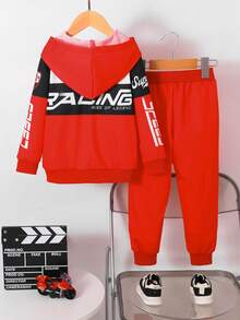 2 pezzi Set di felpa con cappuccio a maniche lunghe con stampa di elementi racing e lettere, abbigliamento sportivo e casual per attività all'aperto, per bambini dai 3 ai 7 anni, autunno/inverno