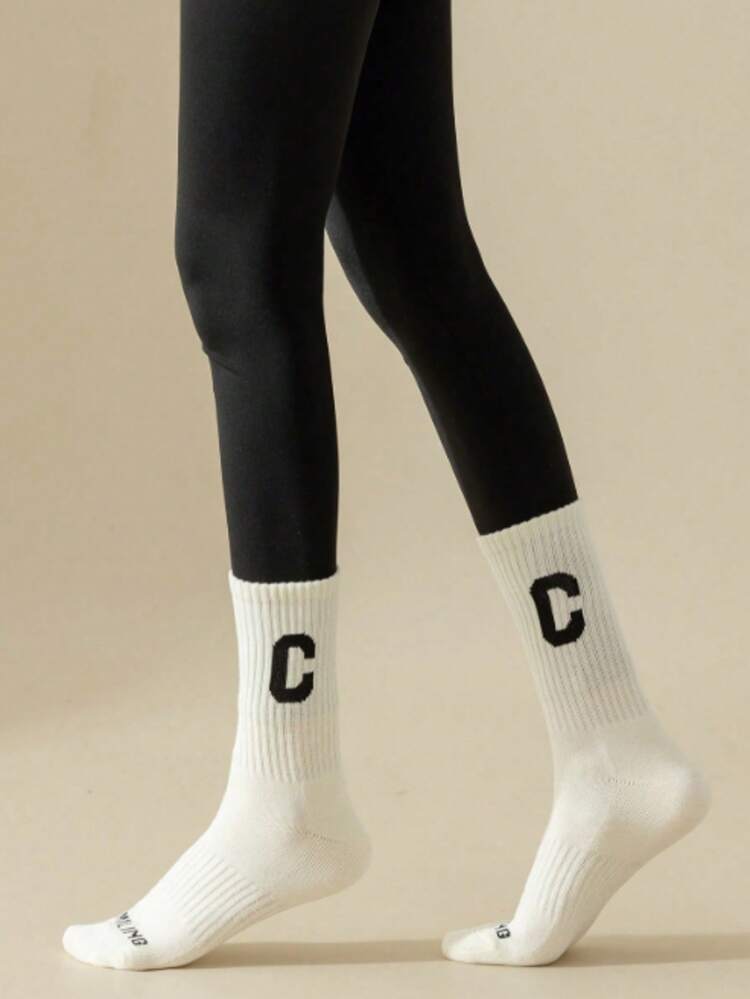 1/2/3/4/5/6 คู่ ถุงเท้าครึ่งน่องหนานุ่มสบายลายตัวอักษรสีเบจสำหรับผู้หญิง - สีครีม/สีเบจ - ดู 8