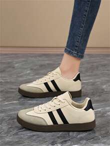 Shoes 女士复古德国军用训练鞋 | 复古休闲运动鞋，绒面革鞋头 | 舒适日常步行鞋 - 米色 - 查看 5