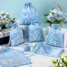 10/20 piezas Bolsas de regalo de satén con cordón "Es un niño", decoraciones unisex para baby shower, suministros para fiestas, regalos para invitados de baby shower, revelación de género, favores de fiesta de baby shower, mamá de niño, embarazo, despedida de soltera, 1er cumpleaños, primer cumpleaños, artículos esenciales para bebé, rosa, anuncio de bebé, anuncio de embarazo - Multicolor - Ver 1