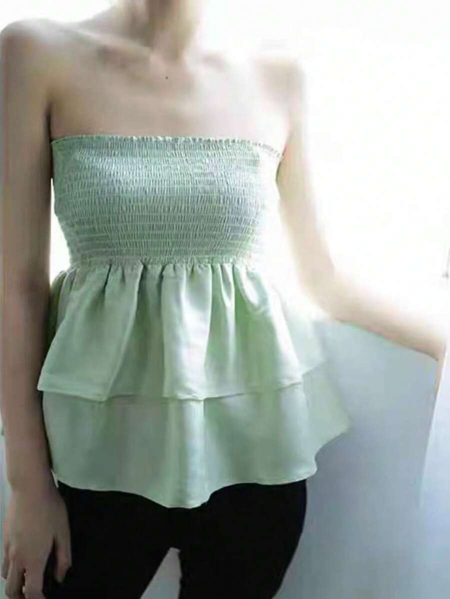 T110Cropped Elastic Blouse With Ruffle - Light Green - View 1