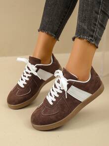 2025 New Spring/Autumn Breathable Casual Couple Retro Sneakers - Brown - View 2