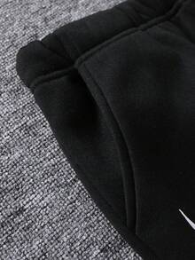 1条装男童街头风格印花图案保暖黑色慢跑裤，秋冬 - 黑色 - 查看 4