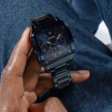 Guess 1 Stück Herren Multifunktions-Quadrat Analog Quarz Uhr - 42mm blau Edelstahl Gehäuse & Armband, blaues Zifferblatt Edelstahl Uhrarmband, 30m wasserdicht Modezubehör-GW0631G3