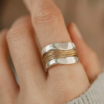 Retro Geometric Broadband Ring Halloween Autumn Fashion Minimalist Coil Design Declaration Jewelry Fashionable Versatile Style