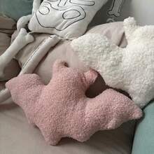 Almohada de peluche con murciélagos de Halloween, Almohada con forma de murciélago de 16 pulgadas, Almohada de peluche con murciélago negro gótico de Halloween para sofá, cama, coche, decoración - multicolor - Ver 4