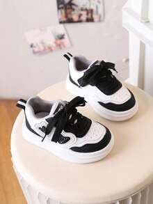 Girls' Flat Shoes, Canvas Sneakers, Soft Sole Anti-Slip Kids Shoes, Black, Pink