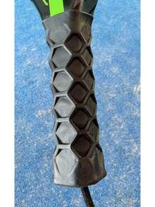 Revora - Grip Padel Ergonómico Silicón Diseño Hexagonal Agarre Control Precisión Antideslizante Reduce Vibración y Fatiga Soporte Codo de tenista Overgrip para Pala Paddle Pickleball Tenis Raqueta - Negro - Ver 1