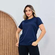 Kit Of 3 Women's Dry Fit T-Shirts For Gym And Fitness Training - Red - View 2