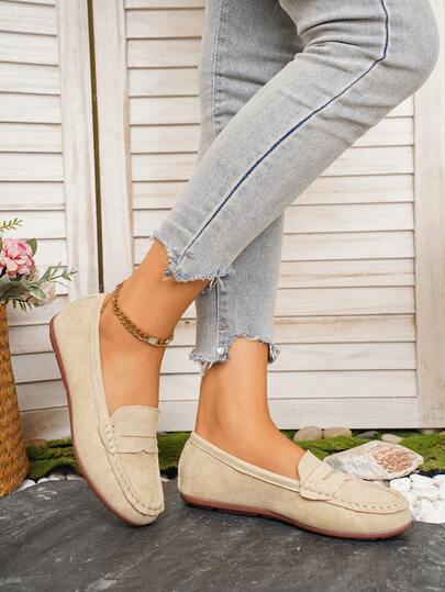 Women Round Toe Penny Loafer Flat Shoes, Large Size, Mirror Finish, Solid Color, Flexible, All-Season, Minimalist Design, Polyurethane Upper, Fabric Inner, TPR Sole, No Sequins, Hand Wash Or Professional Dry Clean