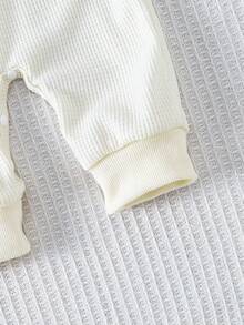 Baby Boy Waffle Knit "Grandma Loves Me" Letter Print Jumpsuit & Hat 2-Piece Set - Beige - View 7