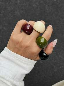 1 buc Inel Retro din Rășină pentru Femei, Inel Asimetric Solid Transparent Multicolor cu Gradient, Inel Personalizat Exagerat Elegant Asimetric Geometric Negru Alb Maro Culoare Mov, Potrivit pentru Purtare Zilnică, Adunări, Întâlniri, Petreceri, Un Inel Cadou Minunat pentru Femei de Sărbători, Aniversări