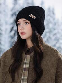 1pc Women's Fashion Simple Thick Warm Knit Hat, Winter New Warm Windproof Ear Protection Knitted Cap, Versatile Large Circumference Beanie, Outdoor Breathable, Washable, Excellent Warmth, Suitable For Autumn/Winter Daily Wear, Walking, Shopping