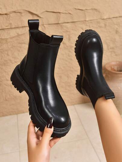 Women's Platform Boots, Fashion Versatile Black Patent Faux Leather Chelsea Ankle Boots, Black Utility Boots For Spring, Autumn And Winter. Suitable For Daily Outfit, Party, Wedding, Formal Occasions. Can Be Paired With Jeans, Dresses, Skirts, Leather Pants, Skirts, Leather Jackets, Sweaters, Down Jackets, Hoodies, Leather Jackets, Jackets.