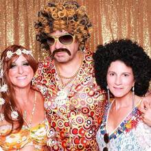 Hombres Perruca Hippie Fasching Disfraz de Carnaval 6 en 1 Disco Set con Afro Perruca Barbada Corbata Gafas Collar Dorado Pulsera y Anillo para 60er 70er 80er Cosplay, Mottoparty, Halloween - Multicolor - Ver 6