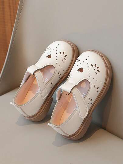 2025 Scarpe Mary Jane piatte e comode di moda per ragazze per l'autunno