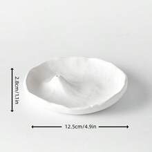 Un brûle-encens en résine artisanal avec un design élégant et minimaliste, esthétiquement durable, convenant aux temples domestiques, au yoga, à la lecture, à la méditation et à d'autres scénarios. Un accessoire idéal pour le salon, support à encens (source de parfum non incluse).